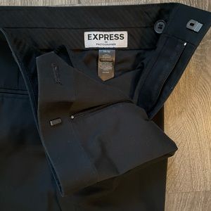 Express Dress Pants; Photographer (slim) fit; Black; Waist 28; Length 32